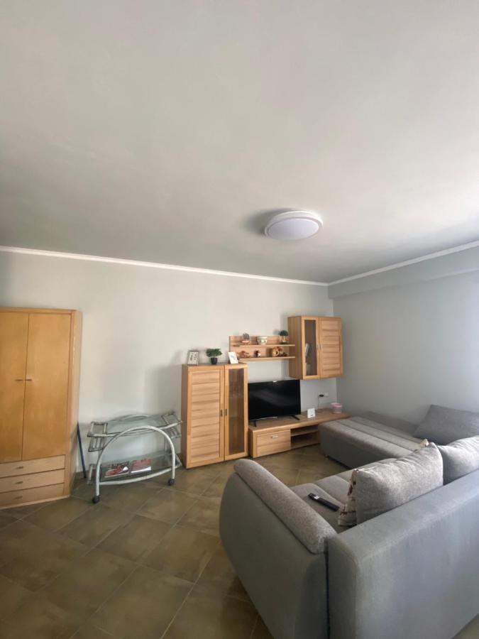 Saranda Relax Apartments Exterior photo